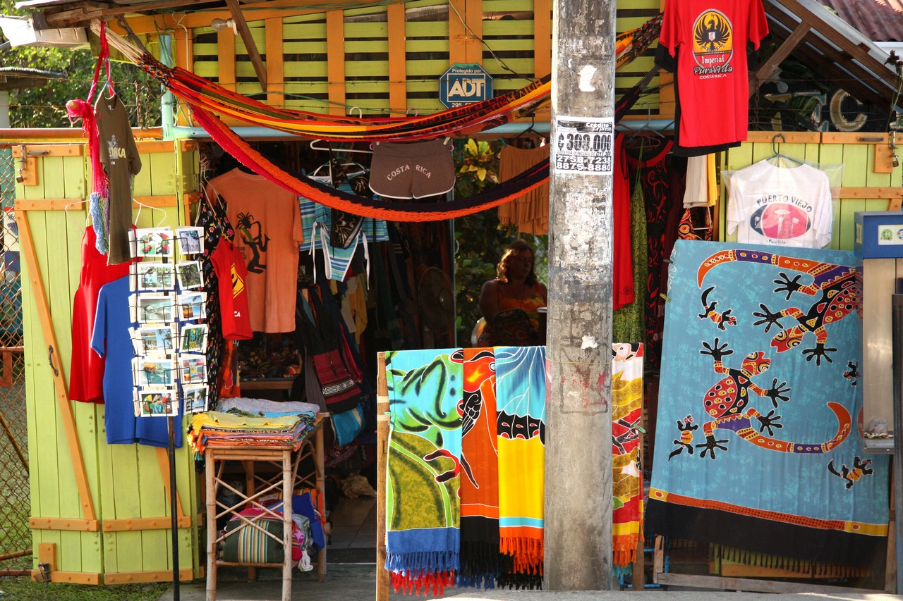 Colorful shopping in Puerto Viejo