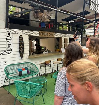 Pidiendo Cacao Pidiendo Cacao