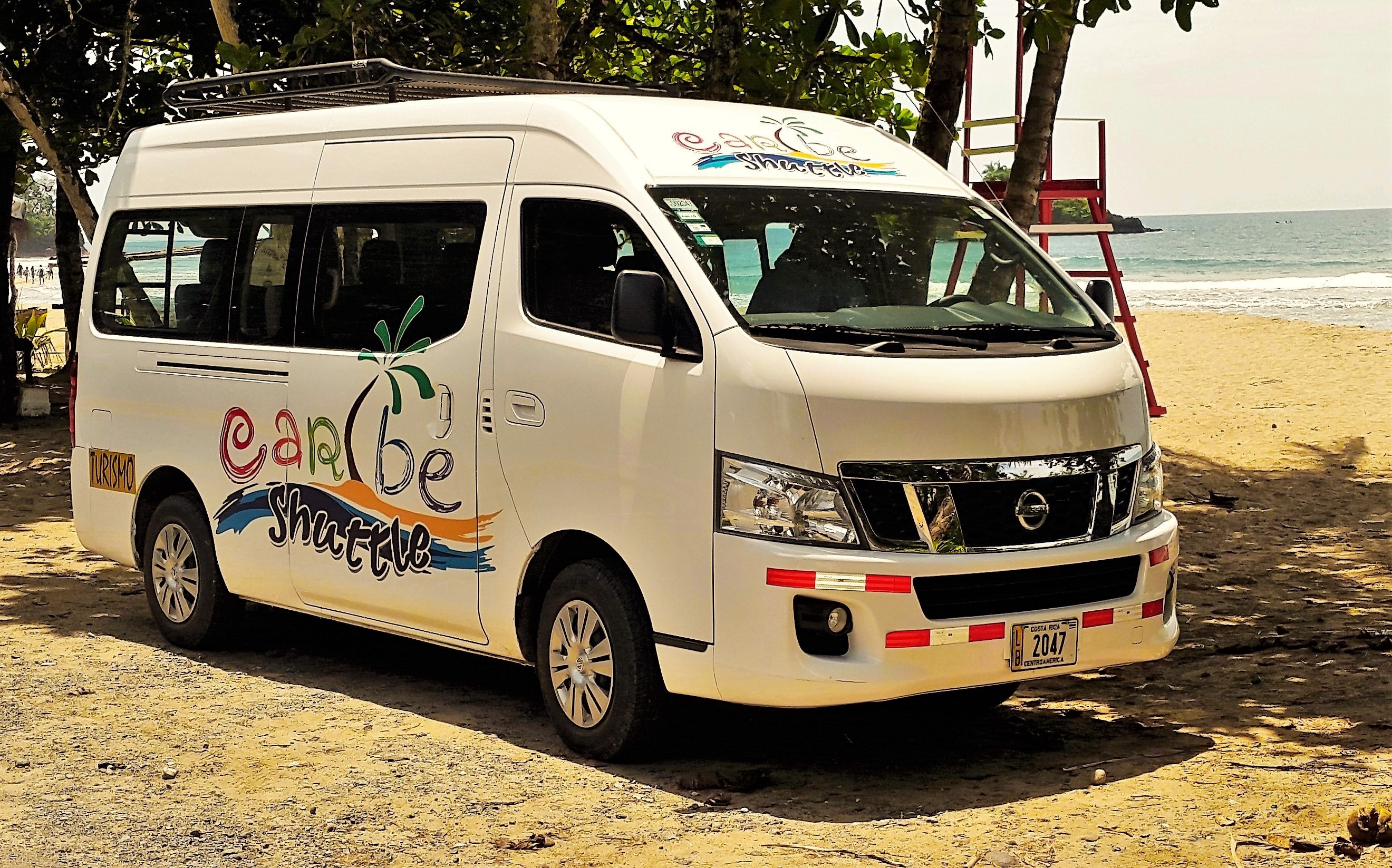 Empotrar testigo Inconcebible Van/Minibus shuttles and private transport to Puerto Viejo: Interbus,  Caribe Shuttle, Airport Express, MyPinkBus