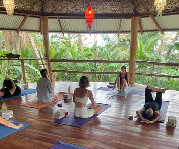 Kona Wellness Shala Kona Wellness Shala