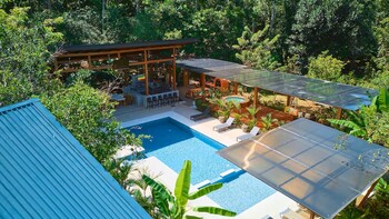 Blossom Paradise Retreat Blossom Paradise Retreat